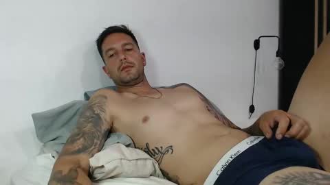 Snapshot of nickmaxx541 chatting on 01-10-26, 01:57 Nick maxx online show from 01-10-26, 01:57