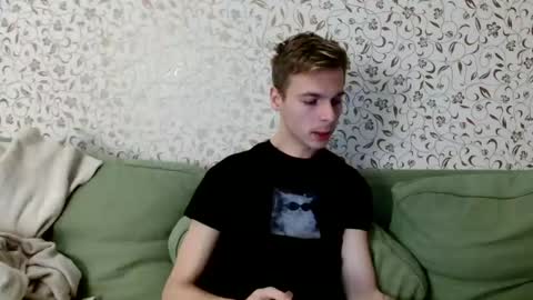 Snapshot of nicksuper8 chatting on 12-02-24, 05:48 Nick online show from 12-02-24, 05:48