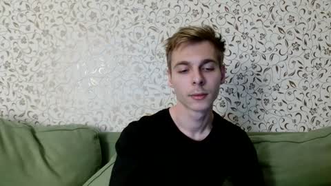 Snapshot of nicksuper8 chatting on 12-10-24, 11:54 Nick online show from 12-10-24, 11:54