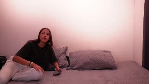 Snapshot of nicky_and_blake chatting on 03-04-25, 11:11 nicky and blake online show from 03-04-25, 11:11