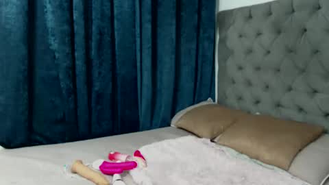 Nicky Brown online show from 12-05-24, 07:28