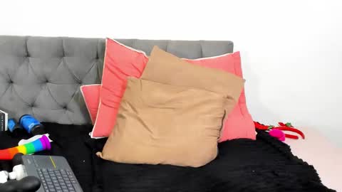 Nicky Brown online show from 03-07-25, 12:04