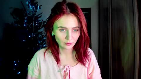 Snapshot of nicky_weekends chatting on 12-25-24, 03:06 Nicky Weekends online show from 12-25-24, 03:06