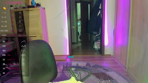 Snapshot of nicky_weekends chatting on 03-05-25, 10:32 Nicky Weekends online show from 03-05-25, 10:32