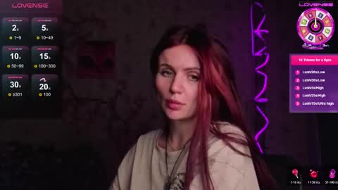 Snapshot of nicky_weekends chatting on 11-30-25, 01:20 Nicky Weekends online show from 11-30-25, 01:20