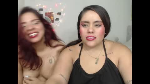 Snapshot of nickyandcam chatting on 05-22-26, 11:10 Nickyandcam online show from 05-22-26, 11:10