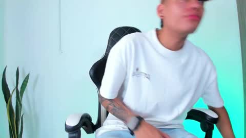 Nicky  online show from 09-14-25, 05:01