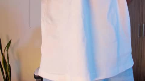 Nicky  online show from 10-16-25, 12:06