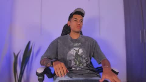 Nicky  online show from 11-22-25, 12:04