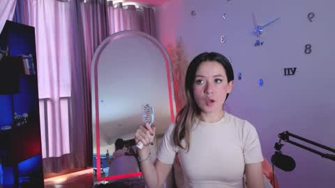 Nicky online show from 10-21-25, 05:46