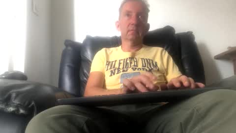 Snapshot of nico181969 chatting on 09-28-25, 02:22 Nico online show from 09-28-25, 02:22