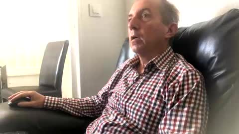 Nico online show from 11-06-25, 10:16