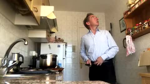 Nico online show from 11-28-25, 02:20