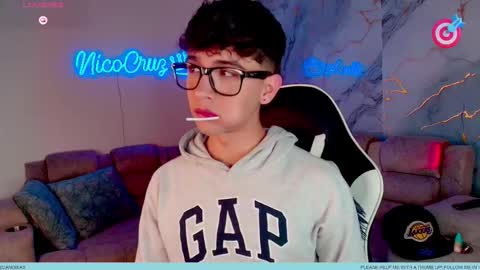 nico online show from 02-25-26, 10:52