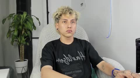 Nico  online show from 10-01-25, 05:57