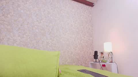 Nicol online show from 01-22-25, 07:24