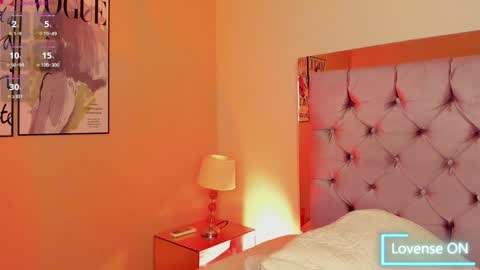 Nicol  online show from 12-15-24, 09:53