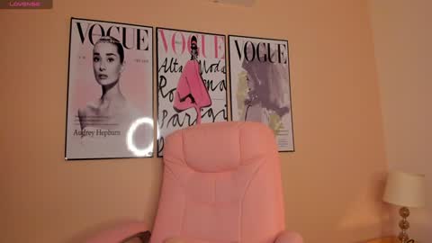 Nicol  online show from 12-23-24, 07:41