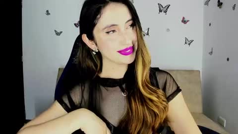 Snapshot of nicol_swift_ chatting on 01-13-25, 02:50 Nicol online show from 01-13-25, 02:50