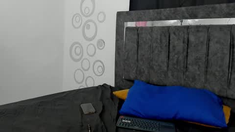 Snapshot of nicol_transgirl chatting on 09-09-25, 02:44 Nicol online show from 09-09-25, 02:44