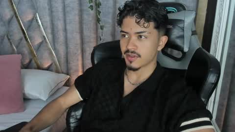 Nicolai online show from 04-21-26, 12:11