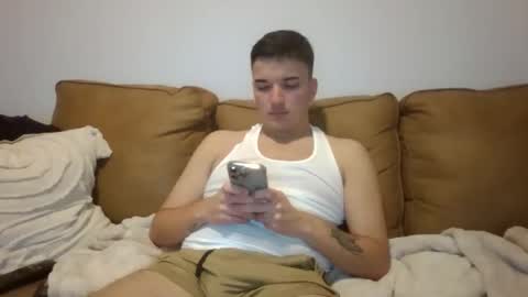 nicolasc32 online show from 12-02-25, 02:06