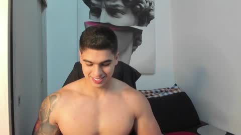 Snapshot of nicolasmuscle chatting on 12-10-24, 11:08 Andres online show from 12-10-24, 11:08