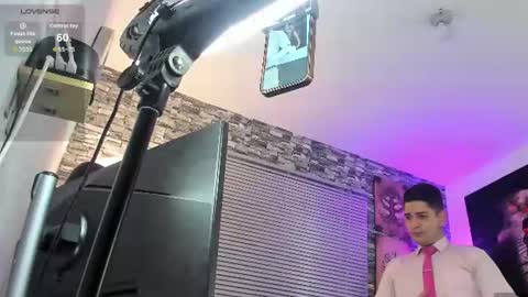 Snapshot of nicolass_fellener chatting on 06-21-26, 02:25 Nicolas Fellener online show from 06-21-26, 02:25