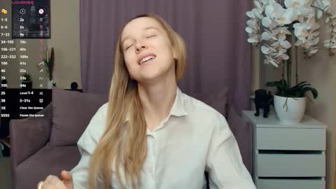 Nicoletta online show from 02-09-26, 07:51