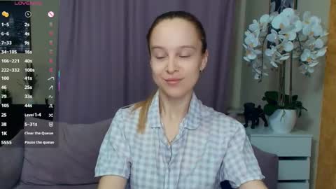 Nicoletta online show from 04-20-26, 07:26