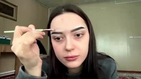 Snapshot of nicolbenoit chatting on 03-09-26, 04:27 Nelly online show from 03-09-26, 04:27