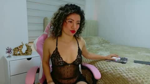 Nicol  online show from 09-12-25, 02:28