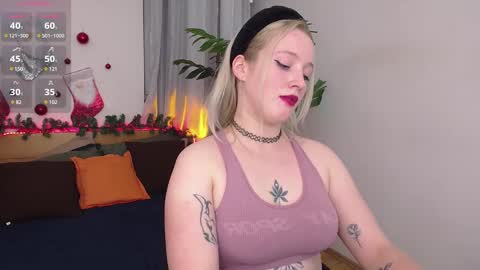 Snapshot of nicole__aniston__ chatting on 01-04-25, 03:28 Nicole online show from 01-04-25, 03:28