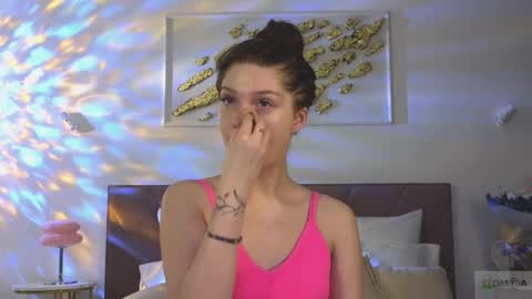 Nicole online show from 12-03-25, 09:35