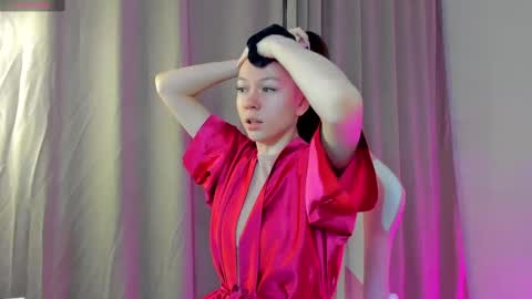 GMT7TueWedThSu 0300am-0900am. Sa 1000am-0400pm online show from 02-25-25, 08:41
