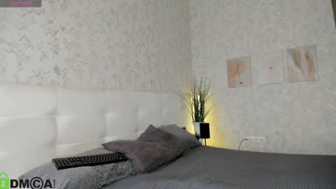 GMT7TueWedThSu 0300am-0900am. Sa 1000am-0400pm online show from 10-02-25, 08:05