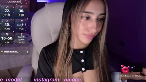 Snapshot of nicole_edwards chatting on 02-24-25, 02:19 Nicole online show from 02-24-25, 02:19