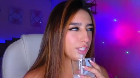 Nicole online show from 07-23-26, 01:58