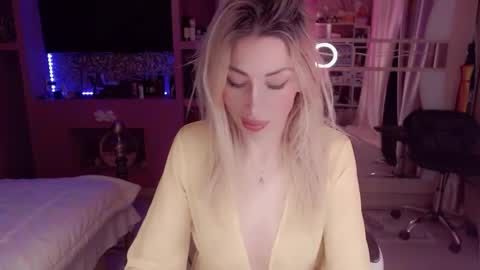 Nicole online show from 01-10-26, 11:31