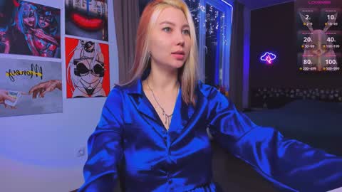 Snapshot of nicole_matt chatting on 01-06-25, 12:37 Nicole online show from 01-06-25, 12:37