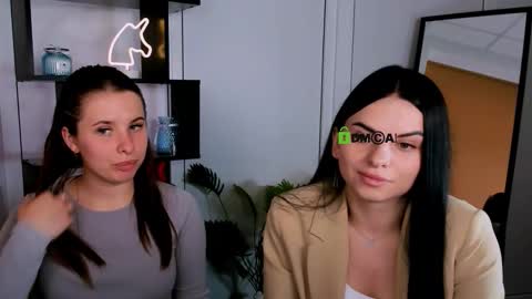 Snapshot of nicole_muah chatting on 09-24-25, 09:23 nicole_muah online show from 09-24-25, 09:23