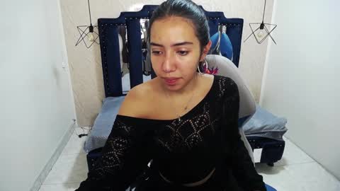 Snapshot of nicole_samantha chatting on 01-27-25, 11:22 Samantha online show from 01-27-25, 11:22