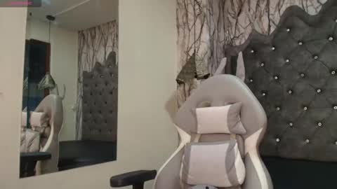 Snapshot of nicole_samantha chatting on 10-09-25, 12:14 Samantha online show from 10-09-25, 12:14