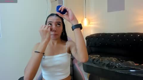 Snapshot of nicole_samantha chatting on 07-25-26, 07:55 Samantha online show from 07-25-26, 07:55