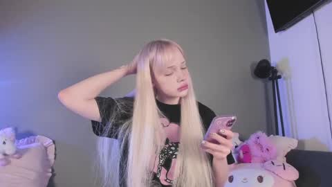 Mary online show from 03-29-26, 08:53