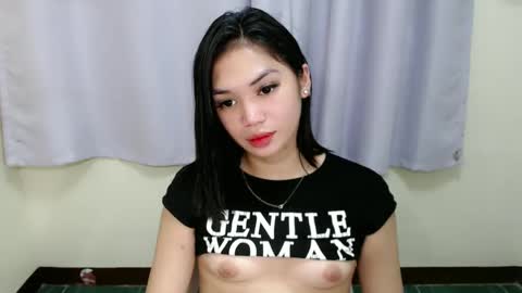 NICOLE online show from 02-25-25, 05:15