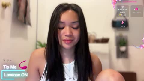 NICOLE online show from 01-11-26, 12:10