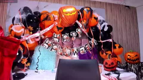 nicolee19_ online show from 11-01-25, 11:01