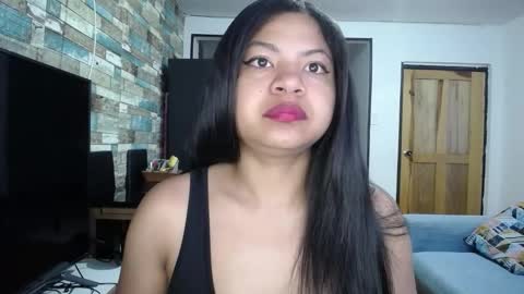 Snapshot of nicoleebon chatting on 10-07-25, 10:56 Nicole online show from 10-07-25, 10:56