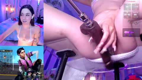 Snapshot of nicoleferrel chatting on 05-07-26, 02:33 Nicole online show from 05-07-26, 02:33